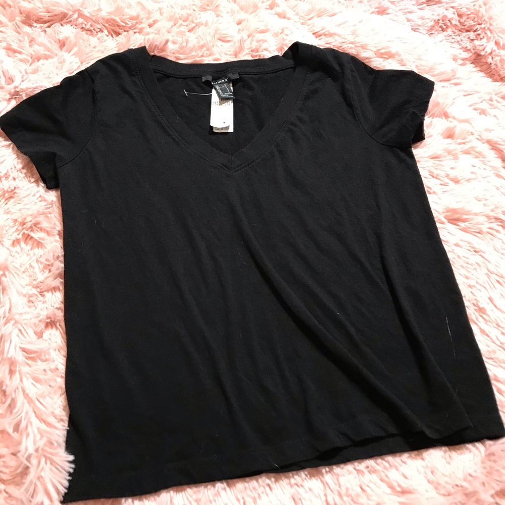 forever 21 black tee